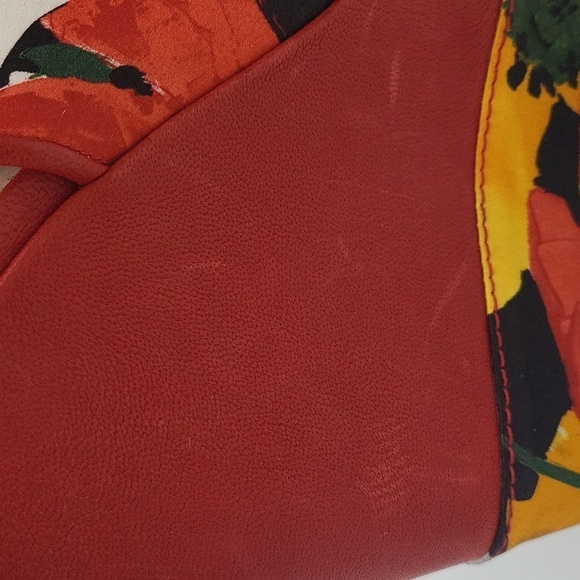 1053- Stuart Weitzman Red Floral Lace-Up Platform Wedge Heels Size 9 - Picture 16 of 17